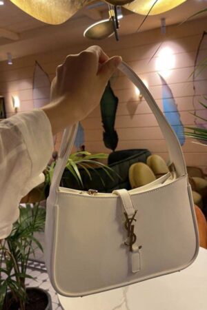 saint Laurent Hand bag 🤍