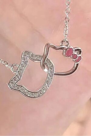 Hello kitty necklace 🩷